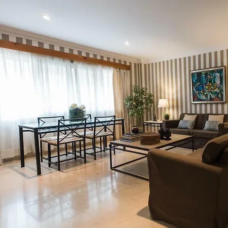 Vista Paraiso Garsan Apartment